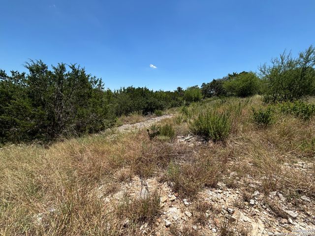 52 Champions Run, San Antonio, TX 78258