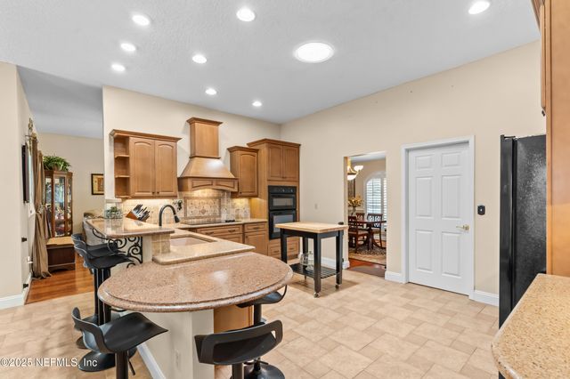 6566 RIVERCREST Drive, Jacksonville, FL 32226