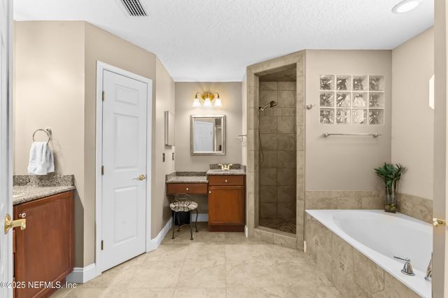 6566 RIVERCREST Drive, Jacksonville, FL 32226