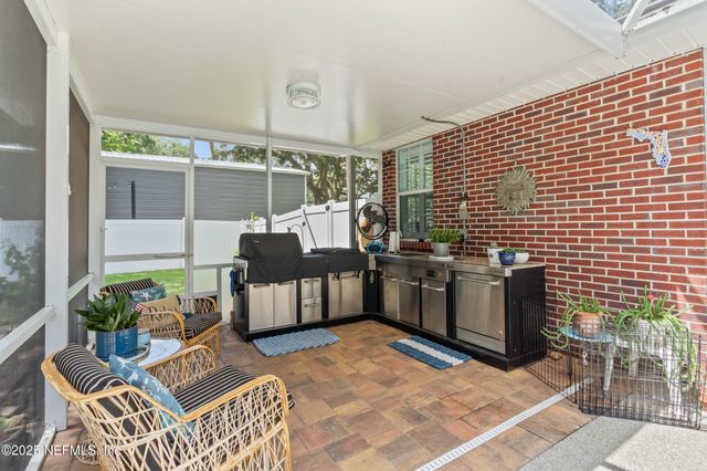 6566 RIVERCREST Drive, Jacksonville, FL 32226