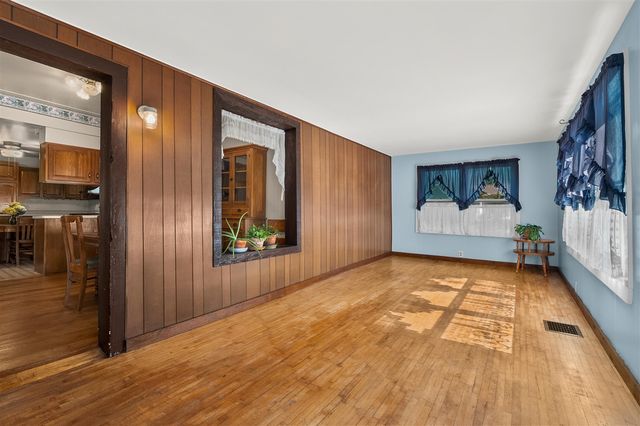 527 Osterhout Street, Schoolcraft, MI 49087