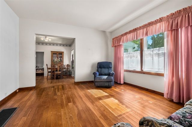 527 Osterhout Street, Schoolcraft, MI 49087