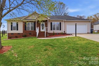 119 Henry Putnam Drive, Cherryville, NC 28021