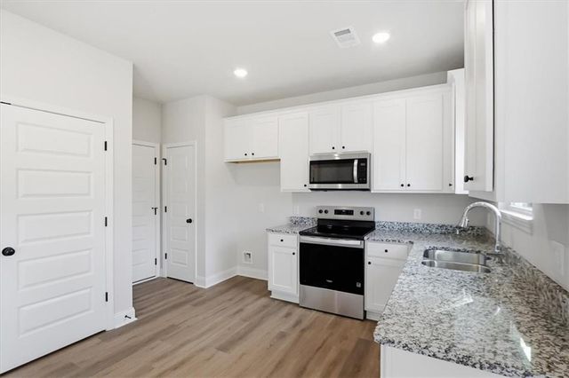 45 Wright Street 64, Lavonia, GA 30553