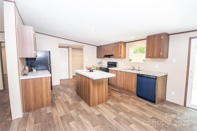 112 Triton Drive, Statesville, NC 28625