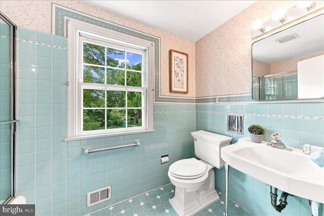 119 MANSION DR, Media, PA 19063