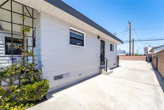 5209 Sepulveda, Torrance, CA 90505