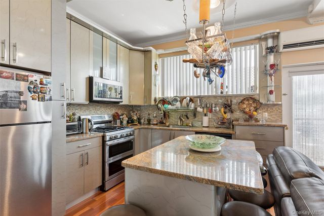 2370 62nd Street 3, Brooklyn, NY 11204