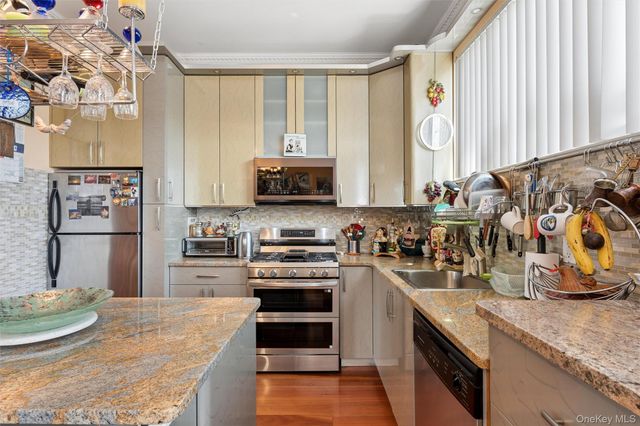 2370 62nd Street 3, Brooklyn, NY 11204