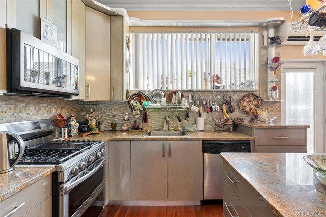 2370 62nd Street 3, Brooklyn, NY 11204