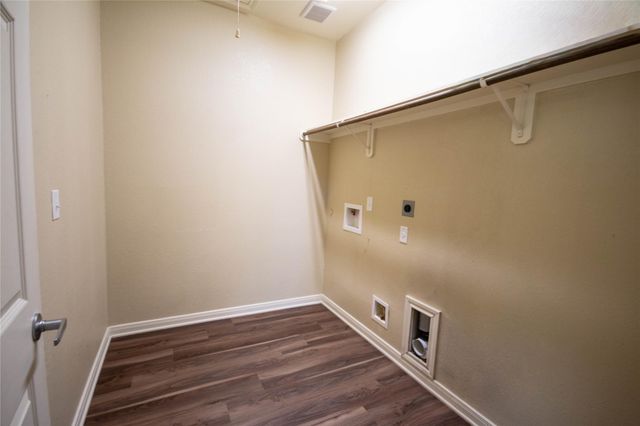 6010 Lyndhurst Drive, Houston, TX 77033