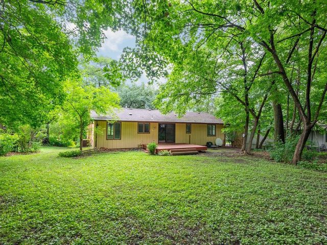 17015 13th Avenue N, Plymouth, MN 55447
