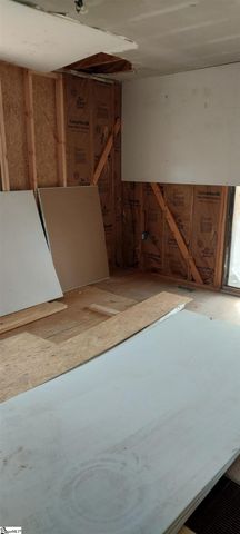 135 Glenn Road, Greenville, SC 29607