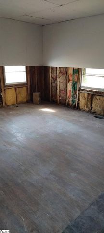 135 Glenn Road, Greenville, SC 29607