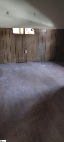 135 Glenn Road, Greenville, SC 29607