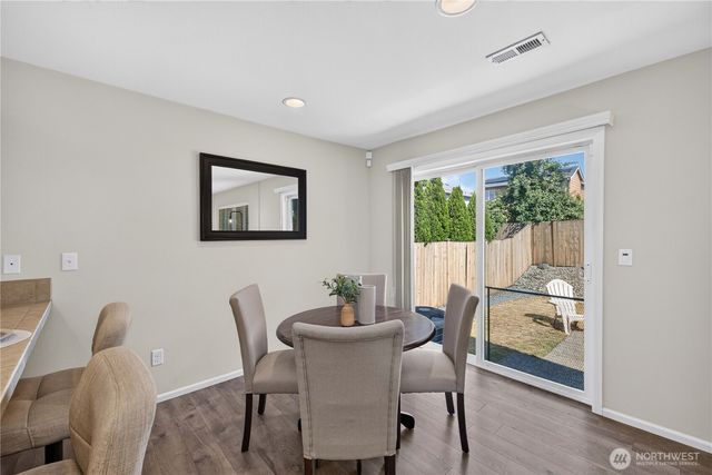 24066 SE 262nd Place, Maple Valley, WA 98038