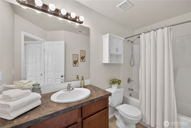 24066 SE 262nd Place, Maple Valley, WA 98038
