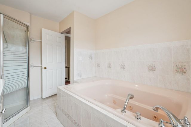 23 Oriole Road, New City, NY 10956