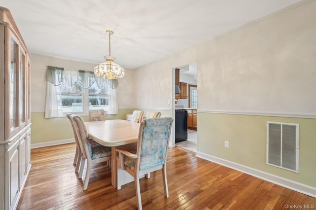 23 Oriole Road, New City, NY 10956