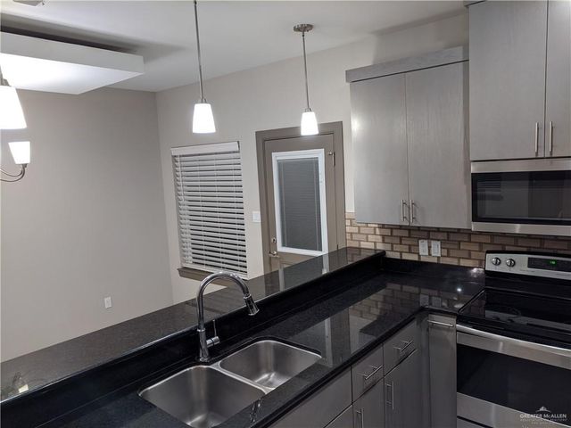 4012 Whitewing Avenue, Edinburg, TX 78539