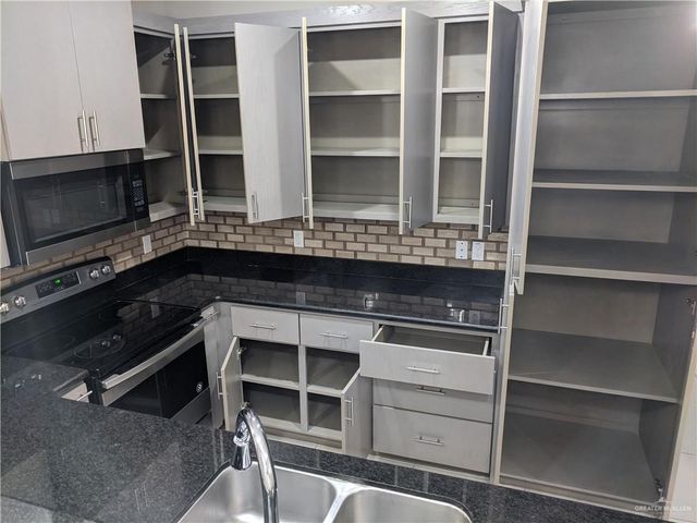 4012 Whitewing Avenue, Edinburg, TX 78539