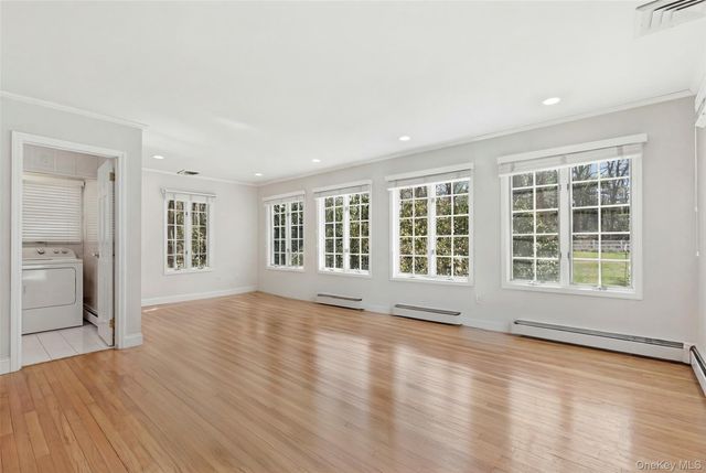 14 Blueberry Ridge Road, Setauket, NY 11733