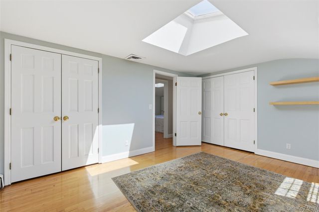 14 Blueberry Ridge Road, Setauket, NY 11733