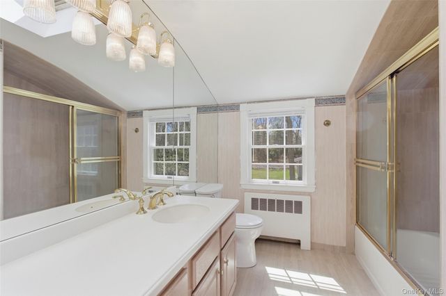 14 Blueberry Ridge Road, Setauket, NY 11733