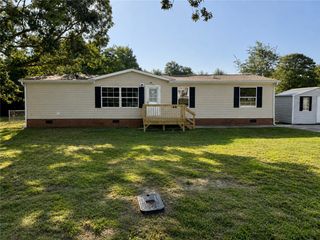 120 Sue Ella Court, Townville, SC 29689
