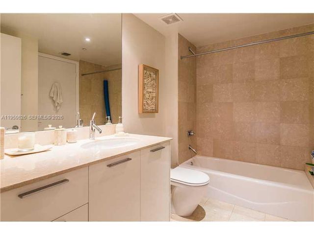 400 Alton Rd 705, Miami Beach, FL 33139