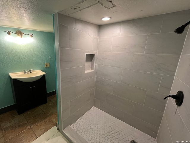 7367 Palm Park Blvd, San Antonio, TX 78223