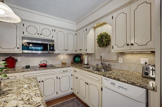 410 Pinecrest Dr., Myrtle Beach, SC 29572