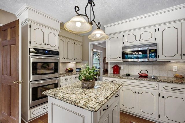 410 Pinecrest Dr., Myrtle Beach, SC 29572