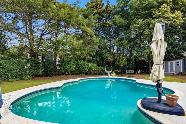410 Pinecrest Dr., Myrtle Beach, SC 29572
