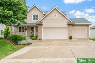 11903 S 49 Street, Papillion, NE 68133