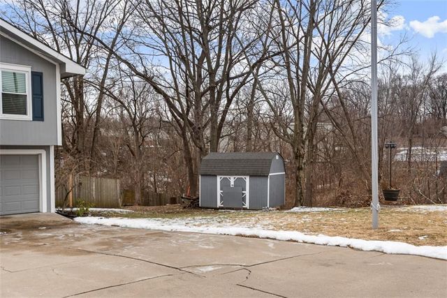 134 Debra Street, Lansing, KS 66043