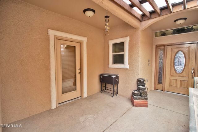 5703 Edinburgh Drive, Santa Teresa, NM 88008