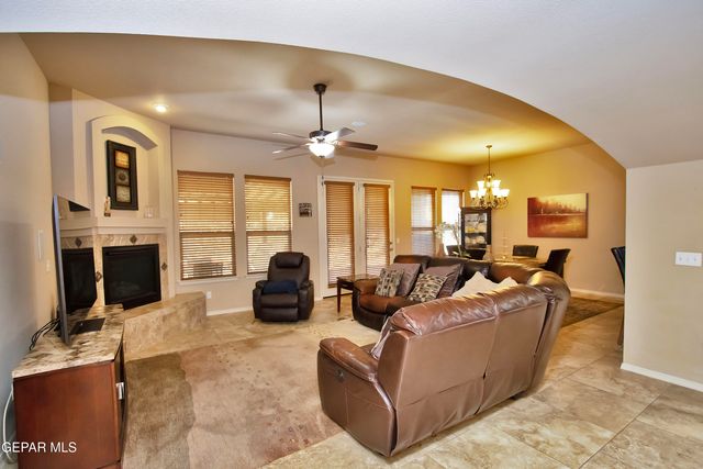 5703 Edinburgh Drive, Santa Teresa, NM 88008