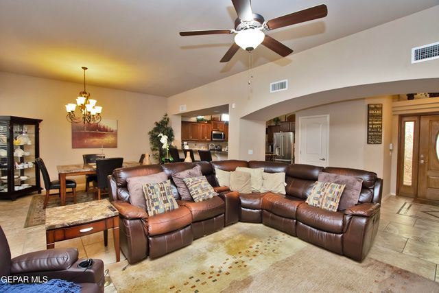 5703 Edinburgh Drive, Santa Teresa, NM 88008