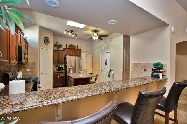 5703 Edinburgh Drive, Santa Teresa, NM 88008