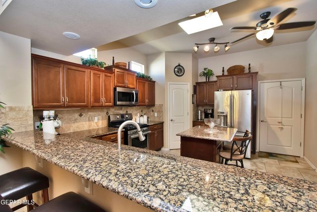 5703 Edinburgh Drive, Santa Teresa, NM 88008