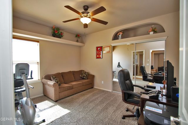 5703 Edinburgh Drive, Santa Teresa, NM 88008