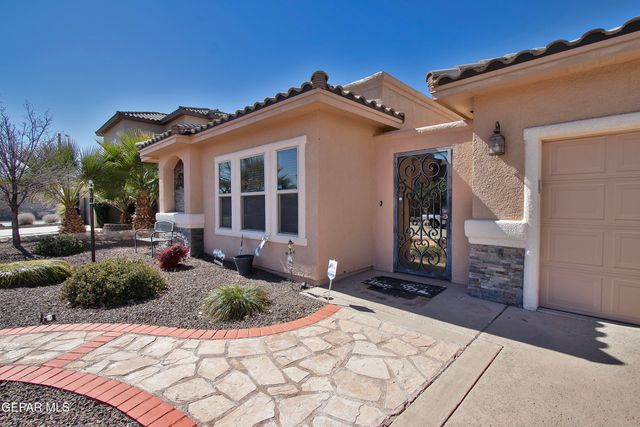 5703 Edinburgh Drive, Santa Teresa, NM 88008