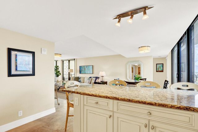 3000 N Ocean Drive 7h, Singer Island, FL 33404