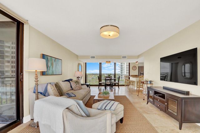 3000 N Ocean Drive 7h, Singer Island, FL 33404
