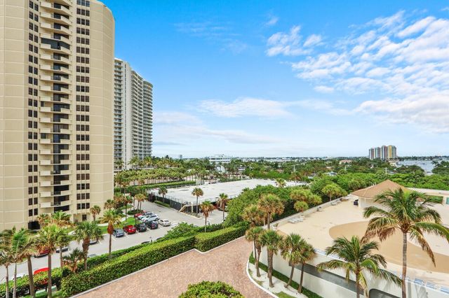 3000 N Ocean Drive 7h, Singer Island, FL 33404