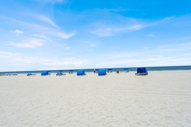 3000 N Ocean Drive 7h, Singer Island, FL 33404
