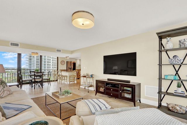 3000 N Ocean Drive 7h, Singer Island, FL 33404
