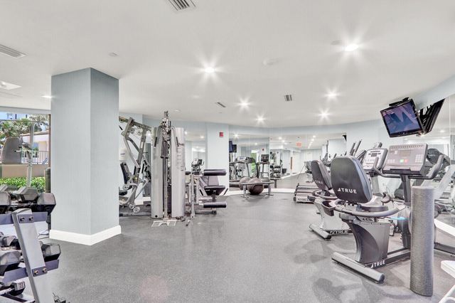 3000 N Ocean Drive 7h, Singer Island, FL 33404