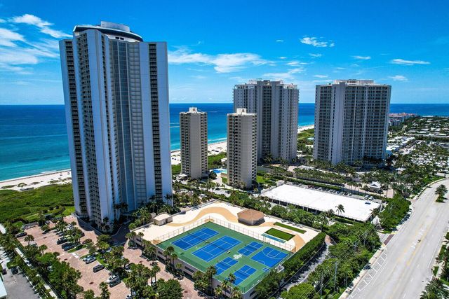 3000 N Ocean Drive 7h, Singer Island, FL 33404